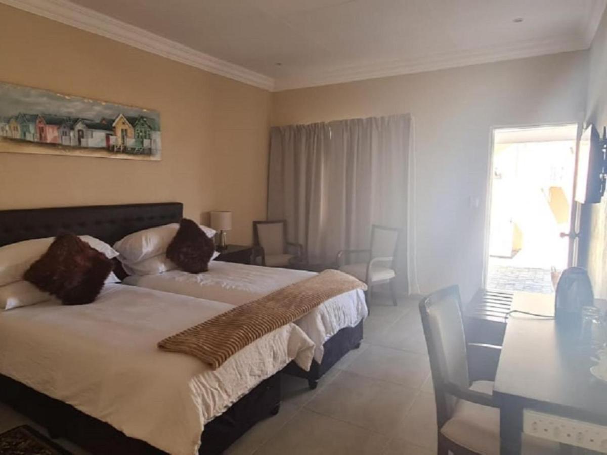 Benoni N12 Hotel Екстериор снимка