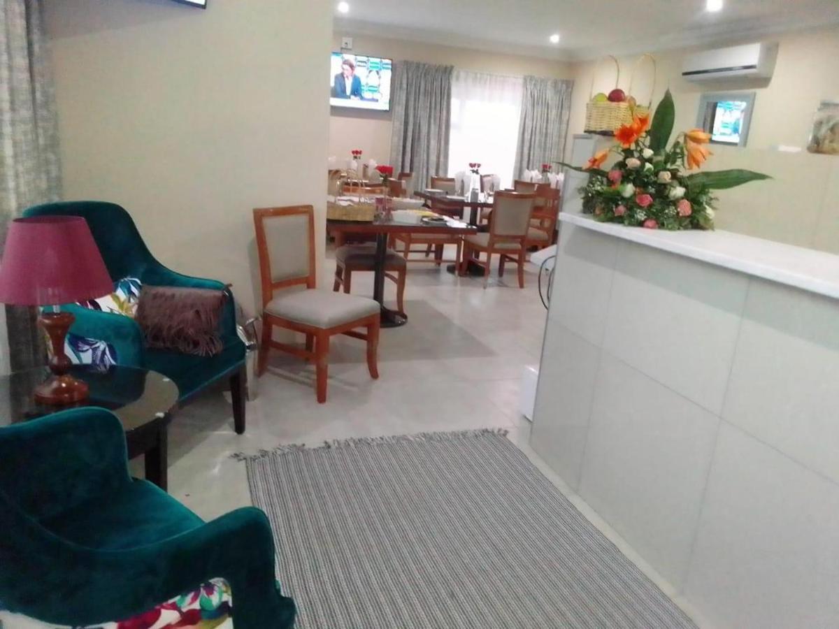 Benoni N12 Hotel Екстериор снимка