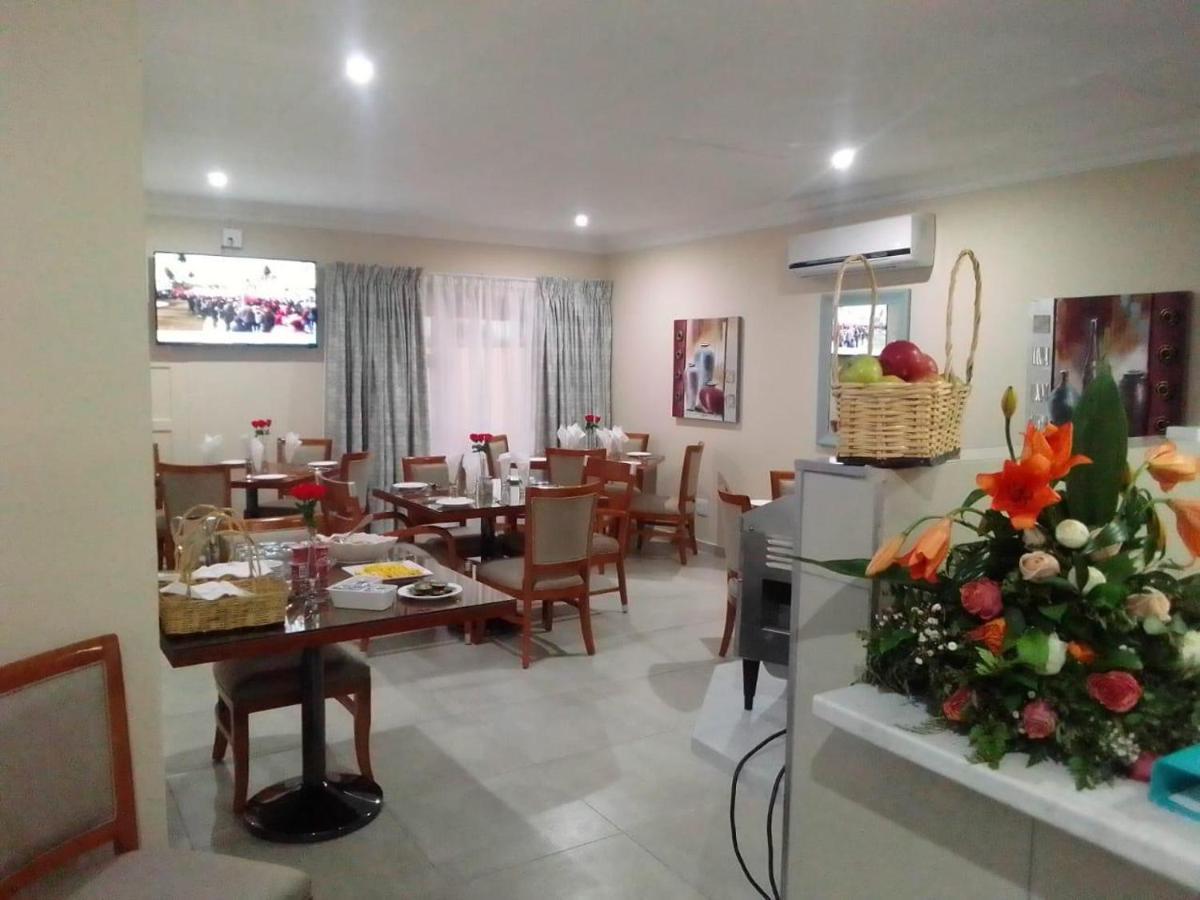 Benoni N12 Hotel Екстериор снимка